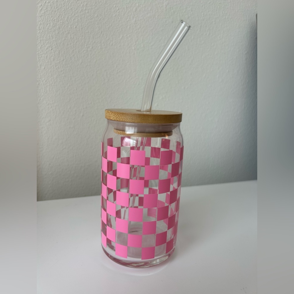 Glass cup